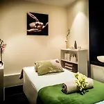 Le Meridien Hotel