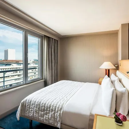 Le Meridien