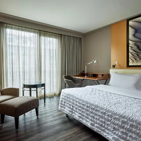 Le Meridien