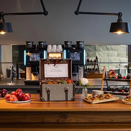 Отель Le Meridien *