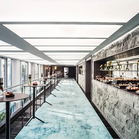 Le Meridien *