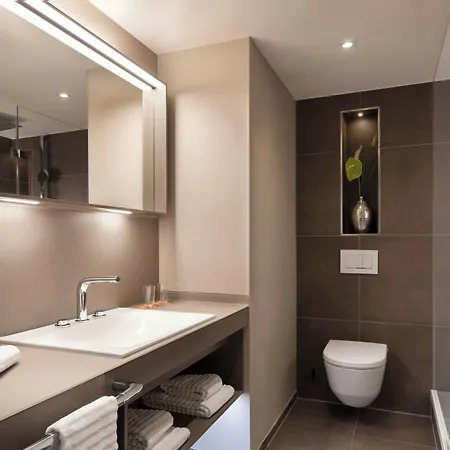 Le Meridien Hotel