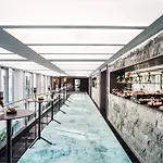 Le Meridien *