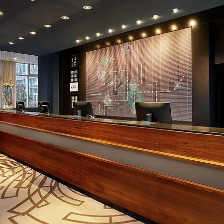 Le Meridien