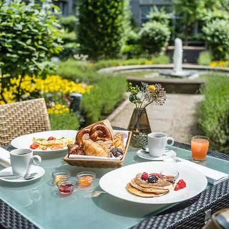 Le Meridien 5* Мюнхен
