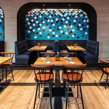 Le Meridien Отель
