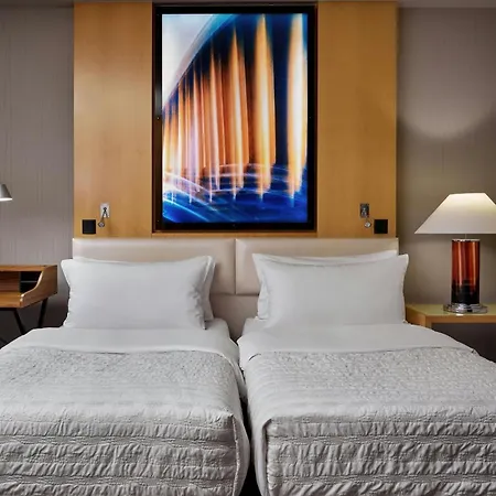 Le Meridien 5* Мюнхен